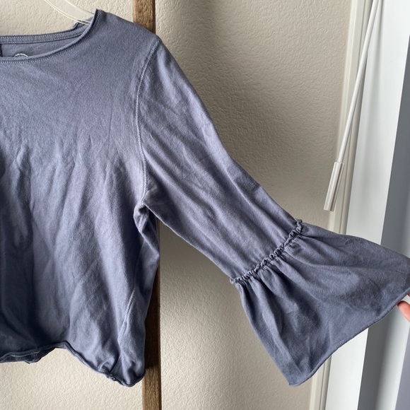 SO - Grey top with flowy sleeves - Picture 3 of 4